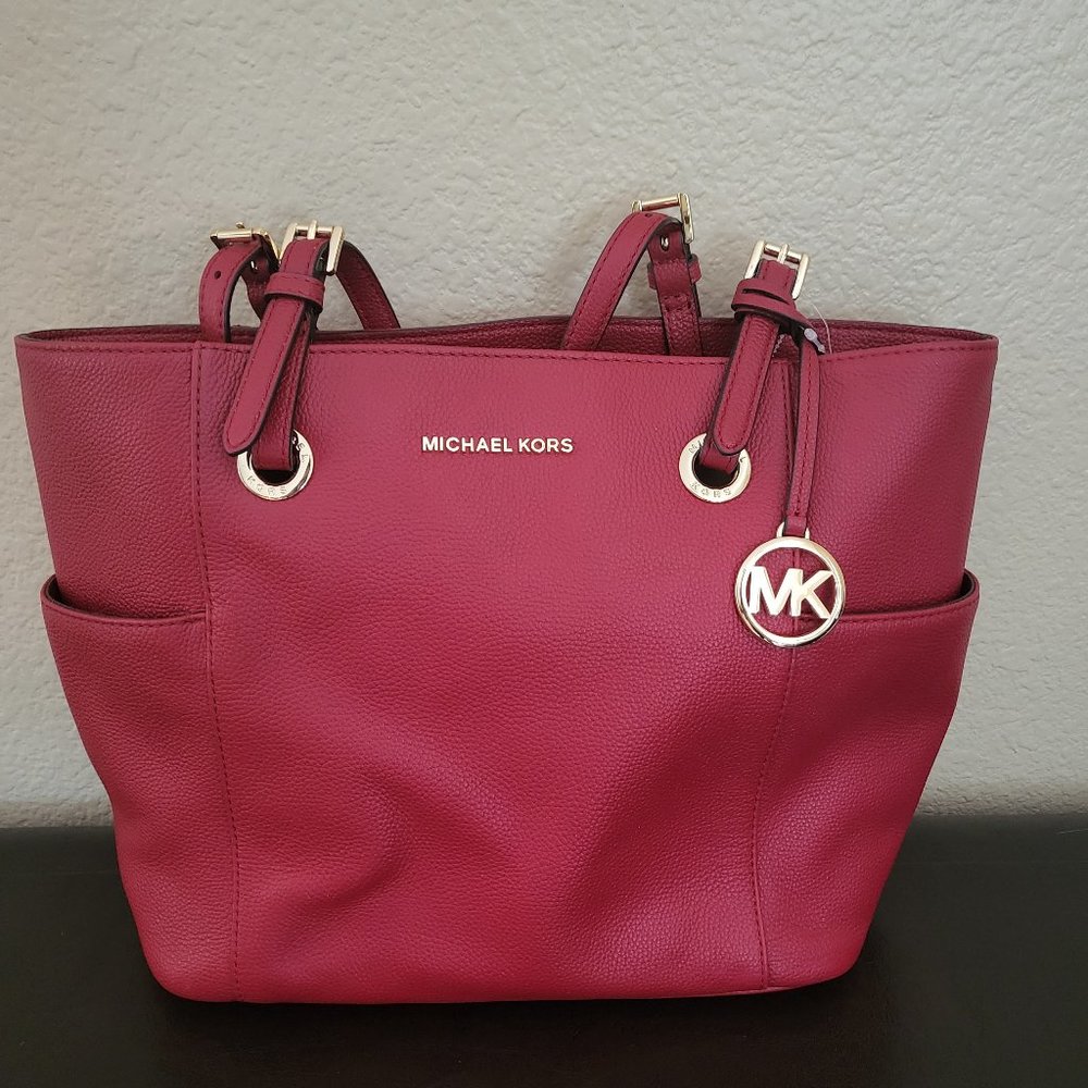 💯 New Michael Kors Red Tote 👜